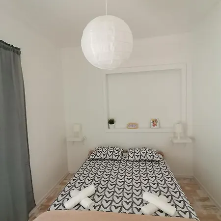 Ema & Mila 2 Apartmán *