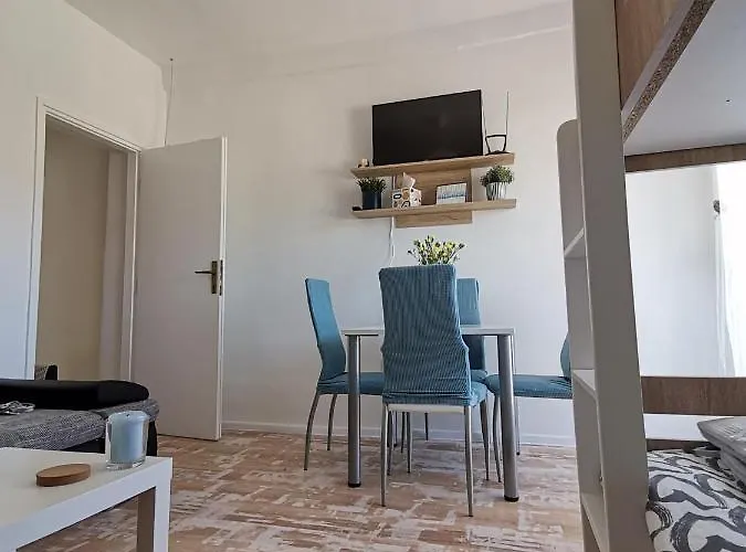 Apartmán Ema & Mila 2 *